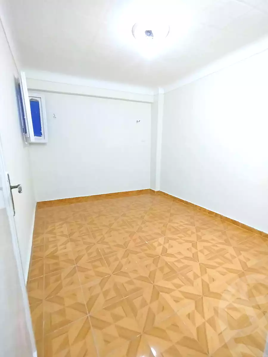 https://aqarmap.com.eg/en/listing/7223079-for-sale-alexandria-lsywf-el-falki