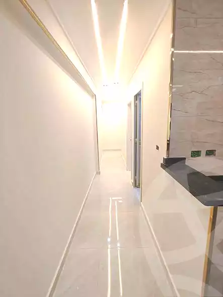 https://aqarmap.com.eg/ar/listing/7223123-for-sale-alexandria-sydy-bshr-sydy-bshr-bhry-shr-mhmwd-l-yswy