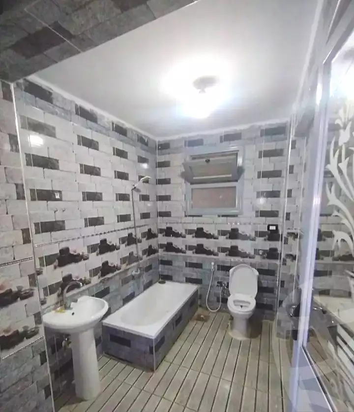 https://aqarmap.com.eg/ar/listing/7223224-for-sale-alexandria-al-agamy-el-hanouvel