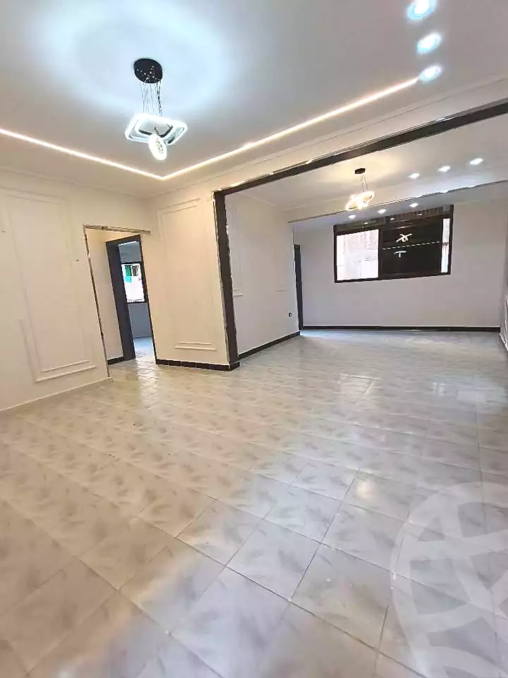 https://aqarmap.com.eg/ar/listing/7223289-for-sale-alexandria-miami-shr-jml-bd-lnsr