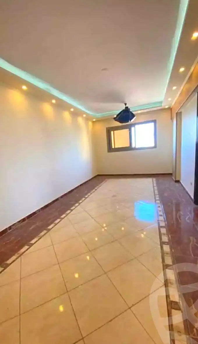 https://aqarmap.com.eg/ar/listing/7223302-for-sale-alexandria-al-agamy-lbytsh-el-saleheen-mosque-st