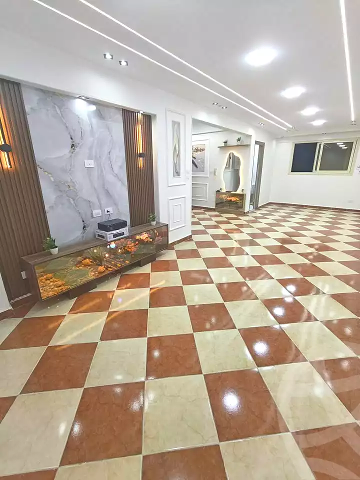 https://aqarmap.com.eg/ar/listing/7223419-for-sale-alexandria-sydy-bshr-sydy-bshr-bhry