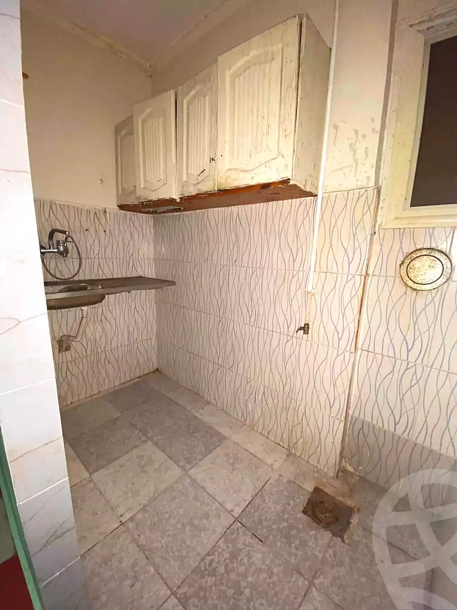 https://aqarmap.com.eg/ar/listing/7223443-for-sale-alexandria-rs-ltyn