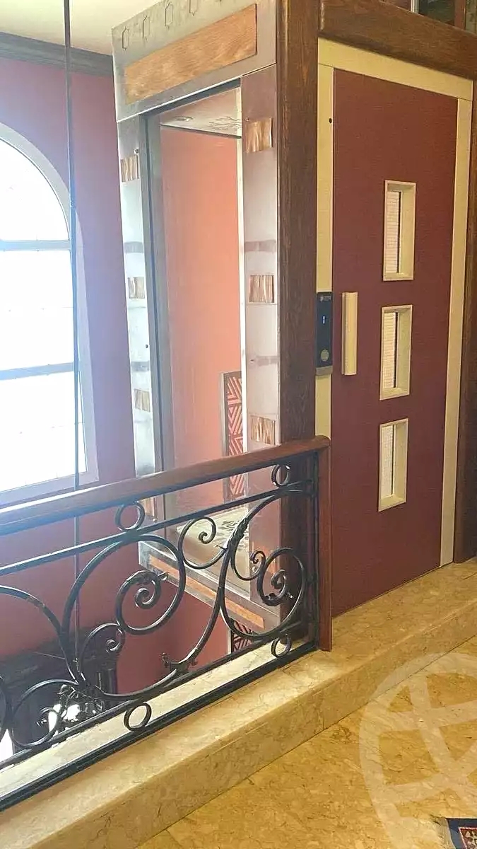 8 BR Villa in Diplomats, photo 4 of 9