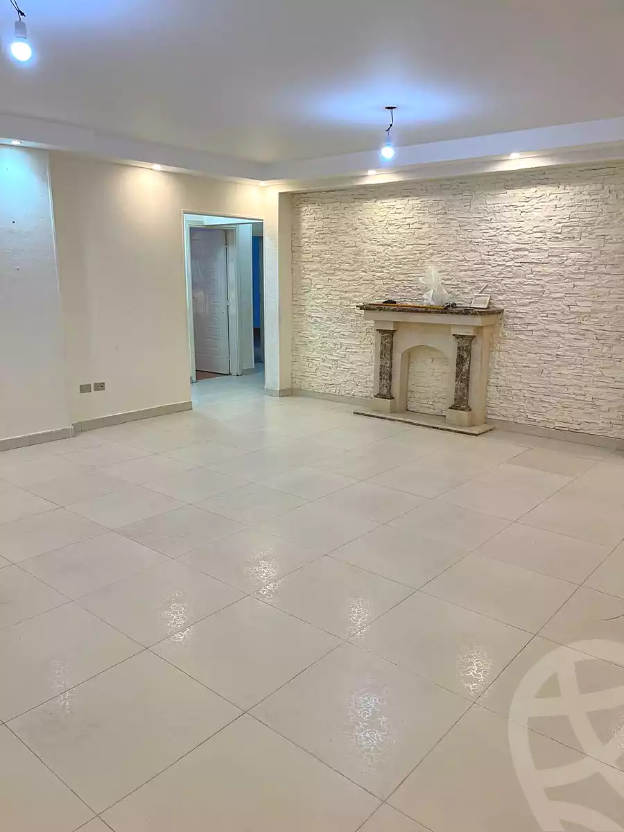 https://aqarmap.com.eg/ar/listing/7223585-for-sale-cairo-new-cairo-compounds-el-masrawiyeh