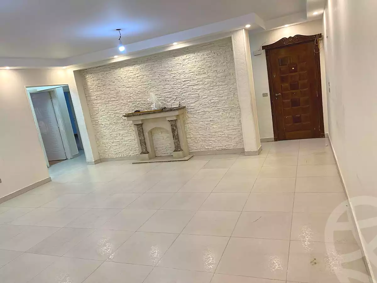 https://aqarmap.com.eg/ar/listing/7223585-for-sale-cairo-new-cairo-compounds-el-masrawiyeh