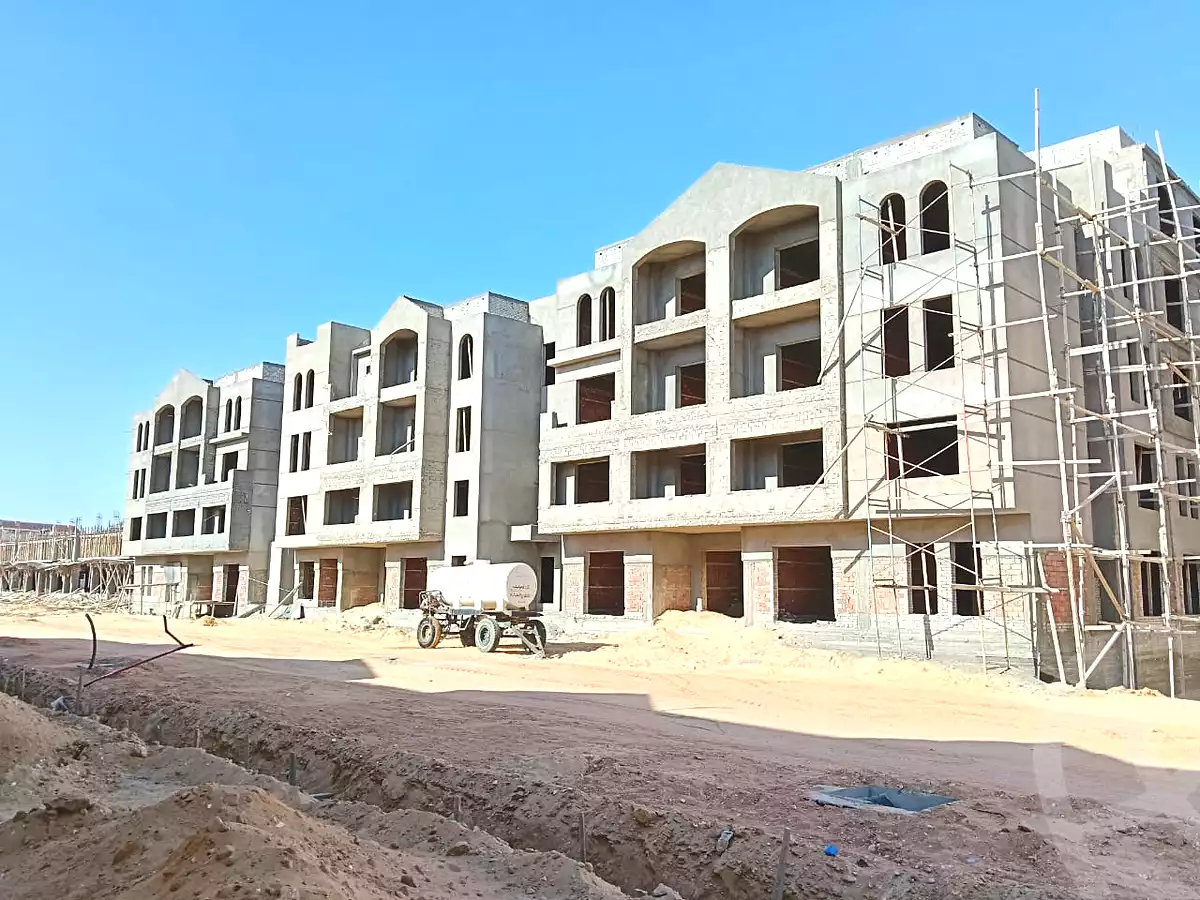 https://aqarmap.com.eg/ar/listing/7223649-for-sale-cairo-el-shorouk-compounds-yfy-ryzydns
