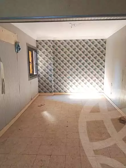 https://aqarmap.com.eg/ar/listing/7223836-for-sale-cairo-helwan-mahmoud-khater-st