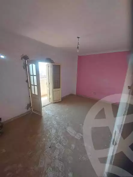 https://aqarmap.com.eg/en/listing/7223850-for-sale-cairo-helwan-el-shareaa-el-sharby-st