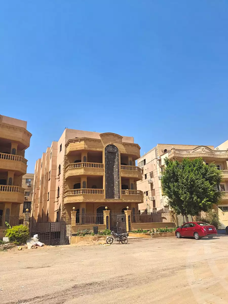 https://aqarmap.com.eg/ar/listing/7223924-for-sale-cairo-new-cairo-el-banafsg-el-banafsag-11-suleiman-al-halabi-st