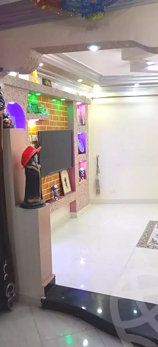 https://aqarmap.com.eg/ar/listing/7223984-for-sale-cairo-ain-shams-ain-shams-el-sharkia-sedky-st