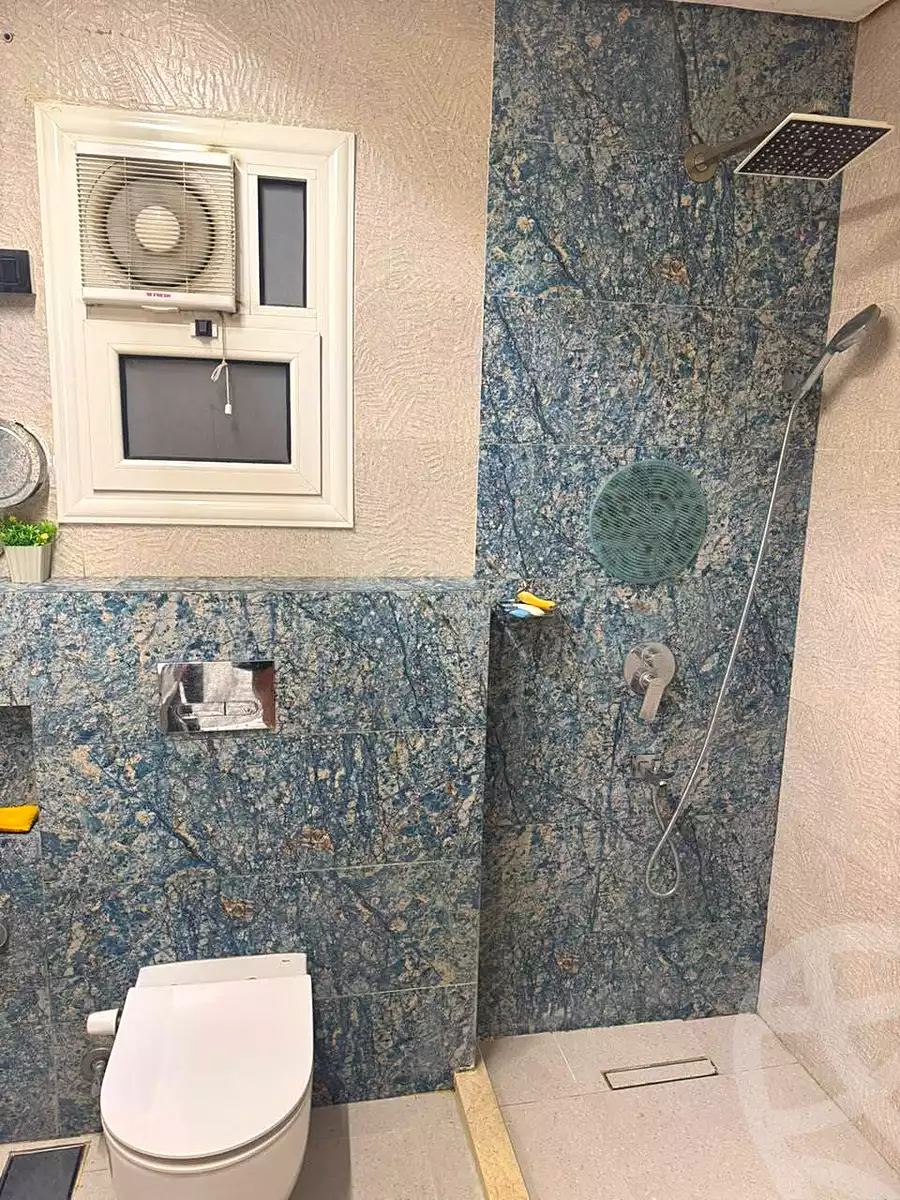 https://aqarmap.com.eg/ar/listing/7224056-for-rent-cairo-ain-shams-el-naam-mostafa-hafez-st
