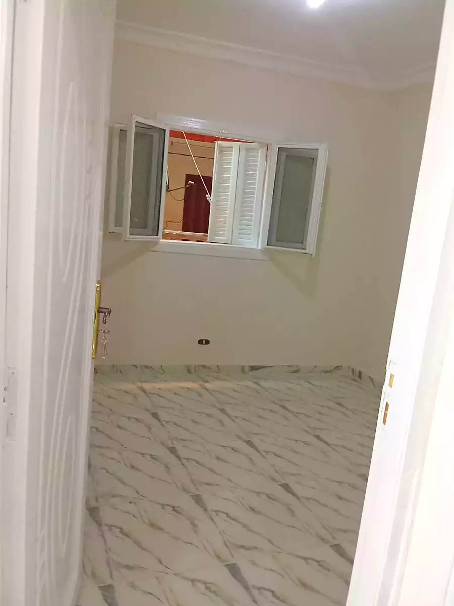 https://aqarmap.com.eg/ar/listing/7224089-for-sale-alexandria-al-agamy-lbytsh-el-hanafeya-st