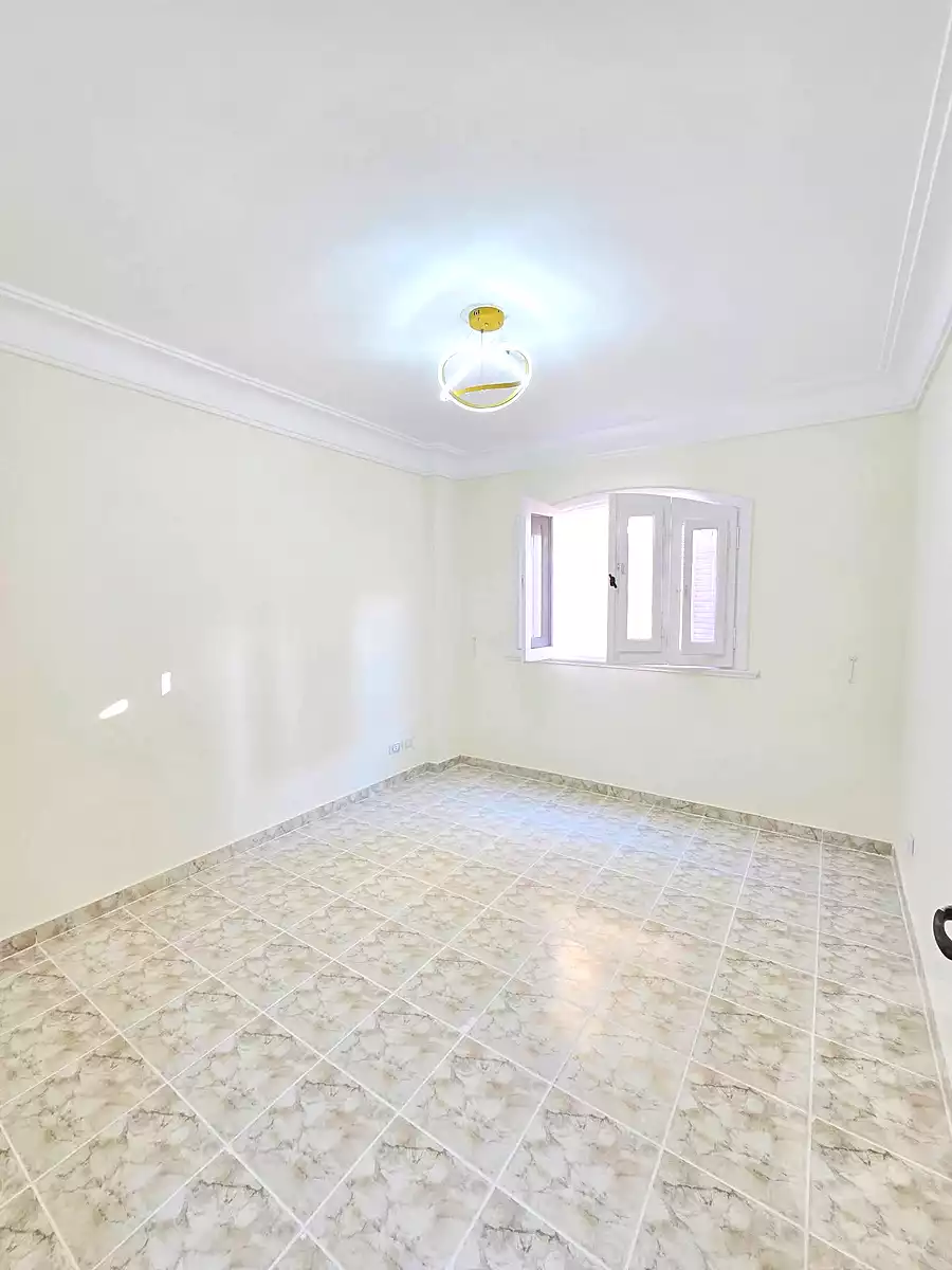https://aqarmap.com.eg/ar/listing/7224166-for-sale-alexandria-al-agamy-shataa-el-nakheel