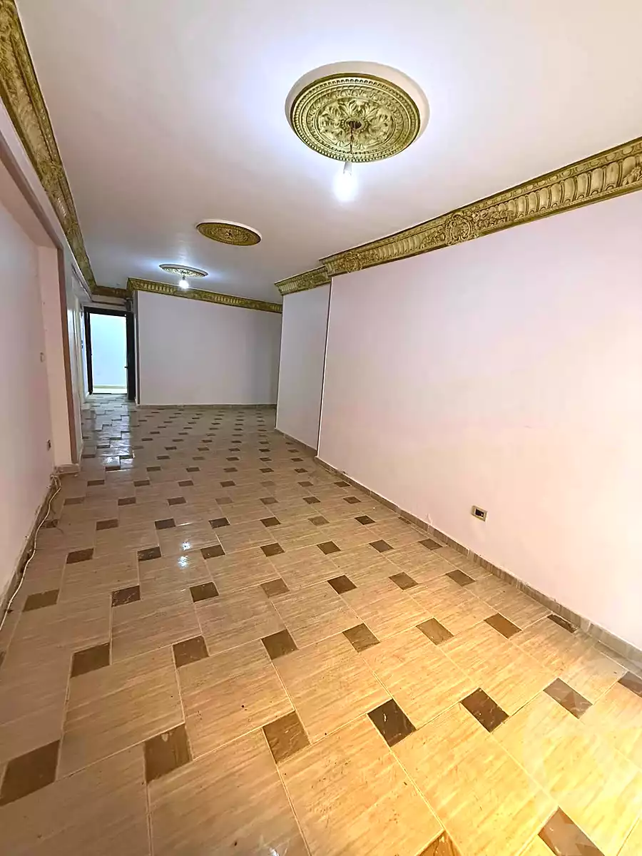 https://aqarmap.com.eg/ar/listing/7224335-for-sale-alexandria-el-mandara-alex-el-mandara-bahri-sidi-kamal-st