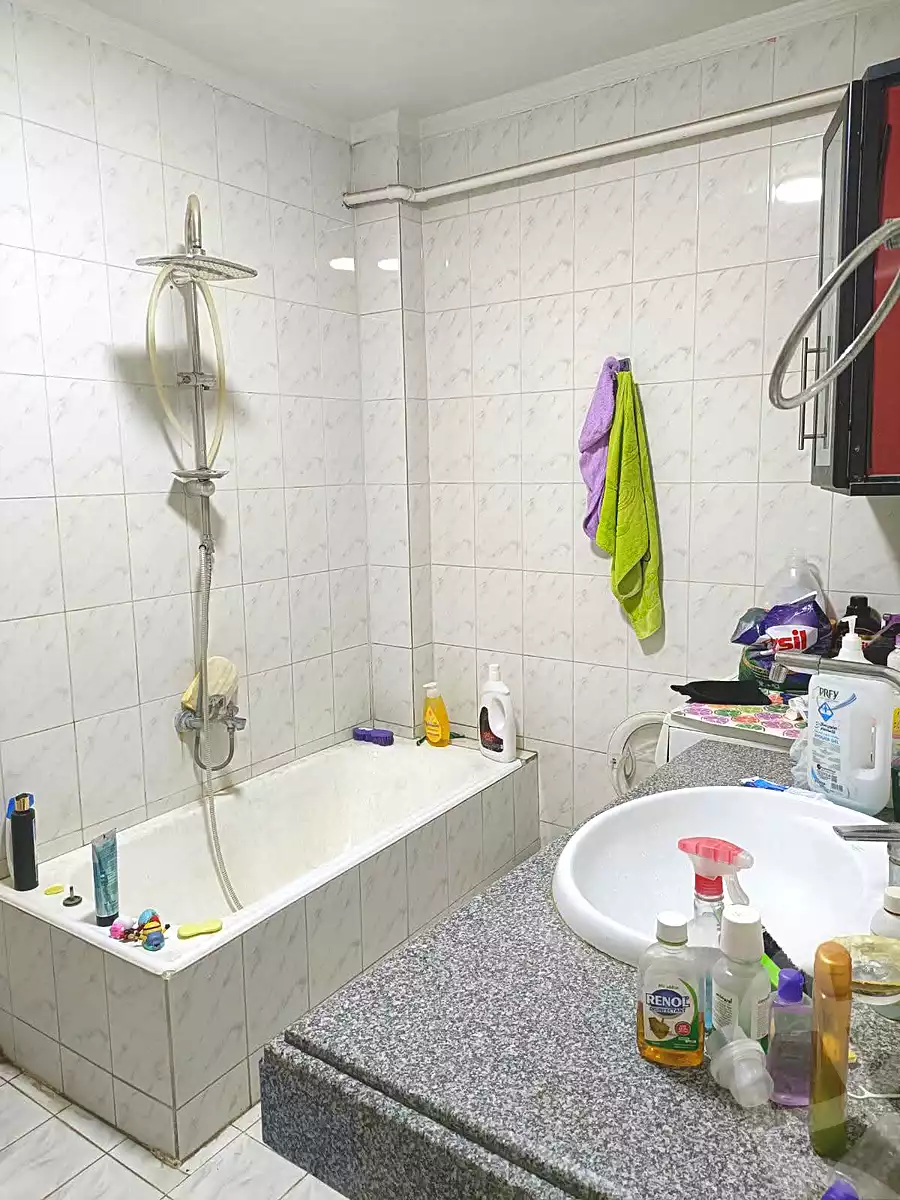 https://aqarmap.com.eg/ar/listing/7224421-for-sale-cairo-ain-shams-ahmed-esmat-st