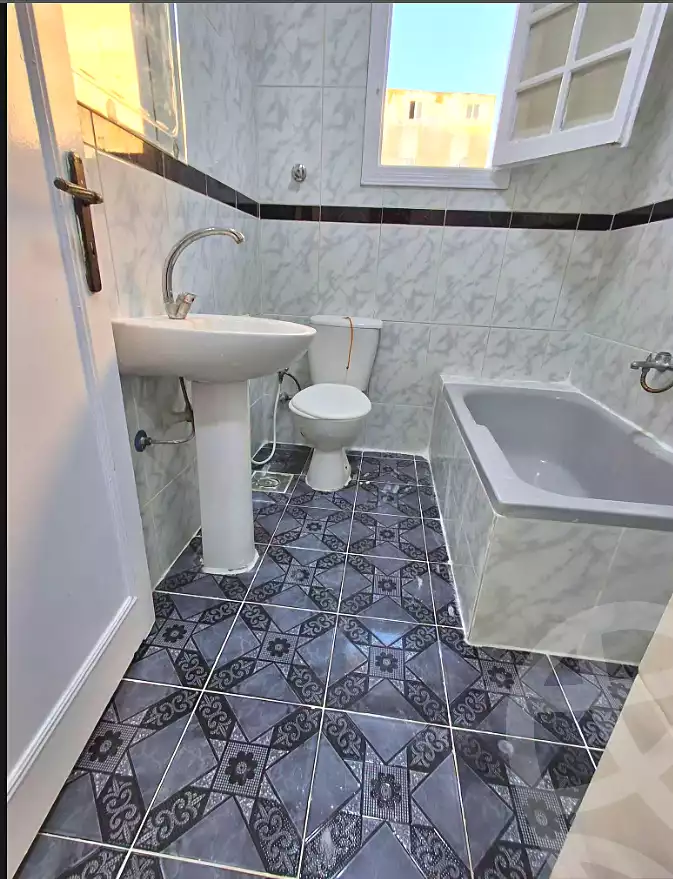 https://aqarmap.com.eg/en/listing/7224853-for-sale-alexandria-al-agamy-shataa-el-nakheel