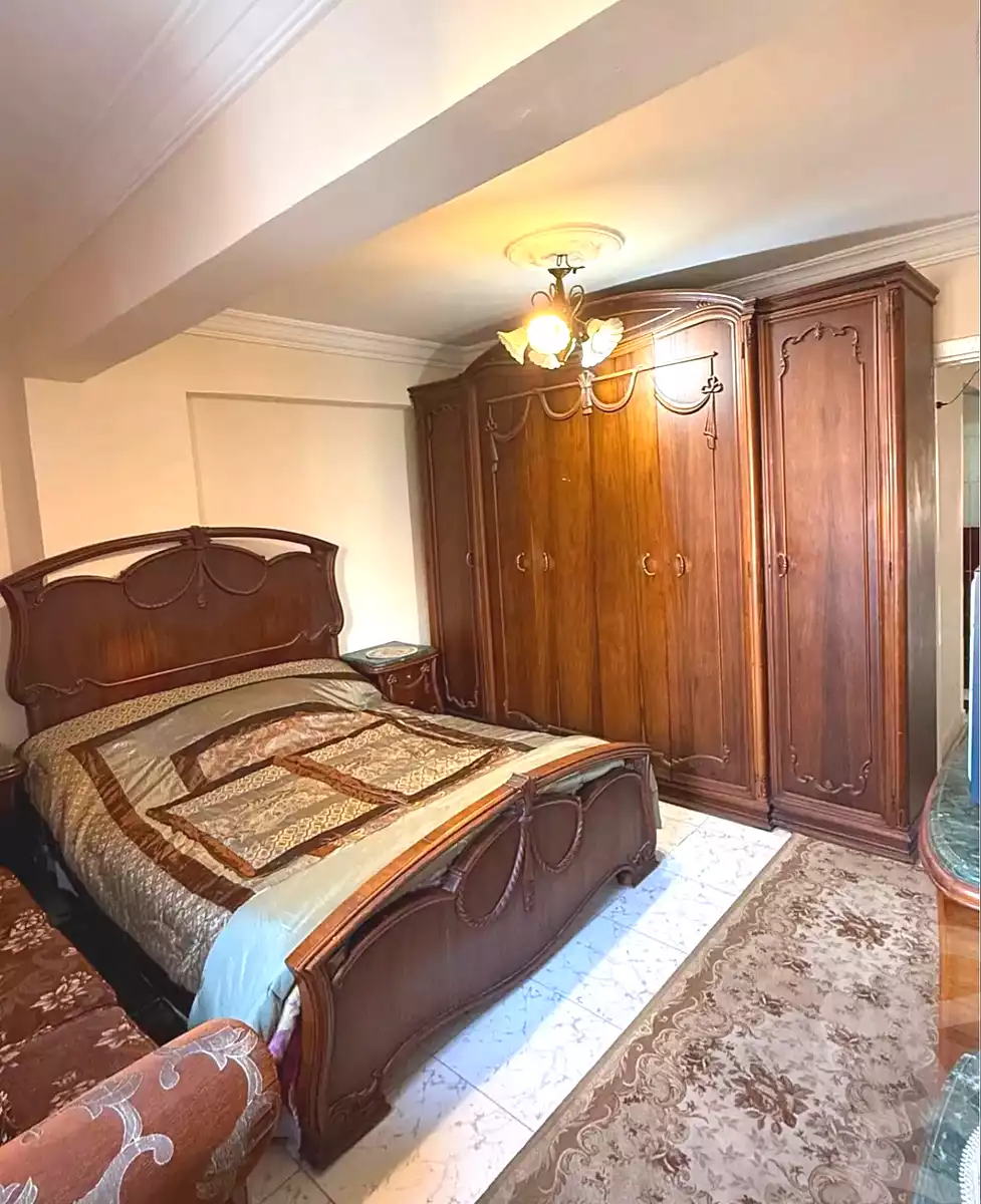https://aqarmap.com.eg/ar/listing/7225016-for-sale-alexandria-sydy-bshr-sydy-bshr-bhry-ibrahim-el-sayed-st