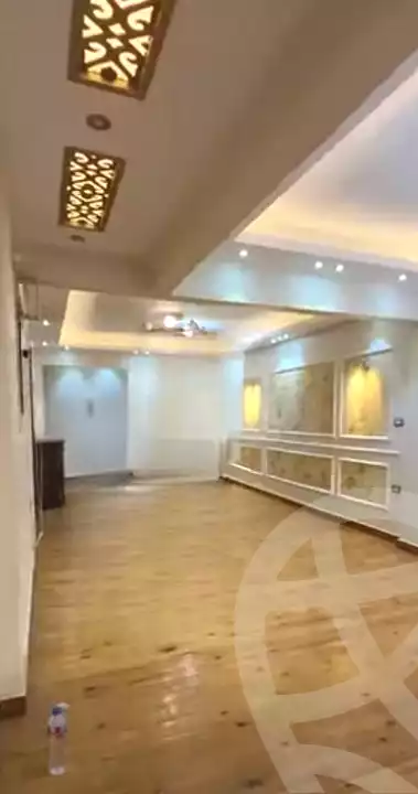 https://aqarmap.com.eg/ar/listing/7224435-for-sale-alexandria-miami-mahmoud-el-isawy-st