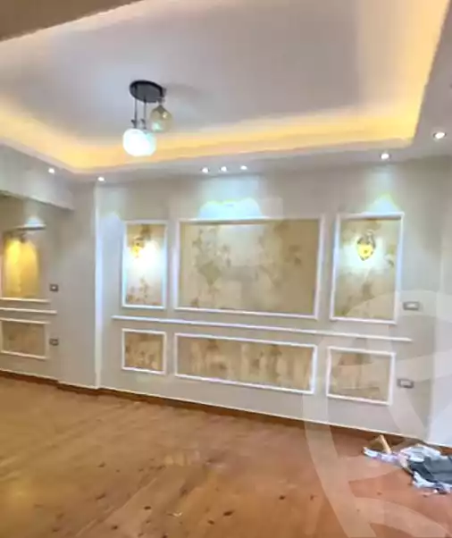 https://aqarmap.com.eg/ar/listing/7224435-for-sale-alexandria-miami-mahmoud-el-isawy-st