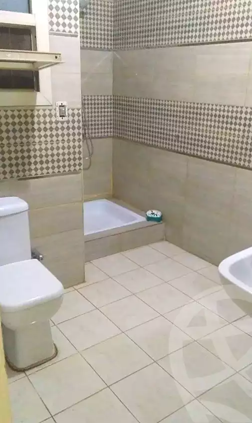 https://aqarmap.com.eg/ar/listing/7224484-for-rent-cairo-ain-shams-jsr-lswys