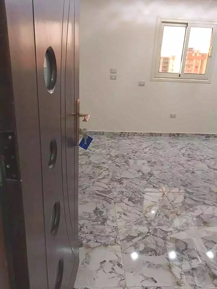 https://aqarmap.com.eg/ar/listing/7225261-for-sale-cairo-helwan-helwan-el-sharkeya-ryad-pasha-st