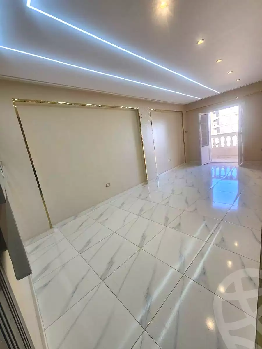 https://aqarmap.com.eg/ar/listing/7225426-for-sale-alexandria-lsywf-el-falki