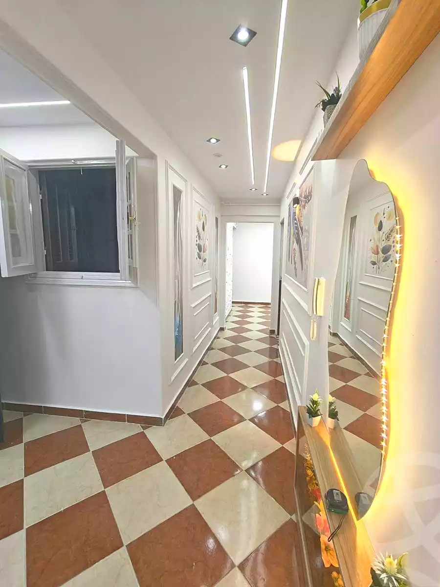 https://aqarmap.com.eg/ar/listing/7225658-for-sale-alexandria-sydy-bshr-sydy-bshr-bhry-mahmoud-sedki-st