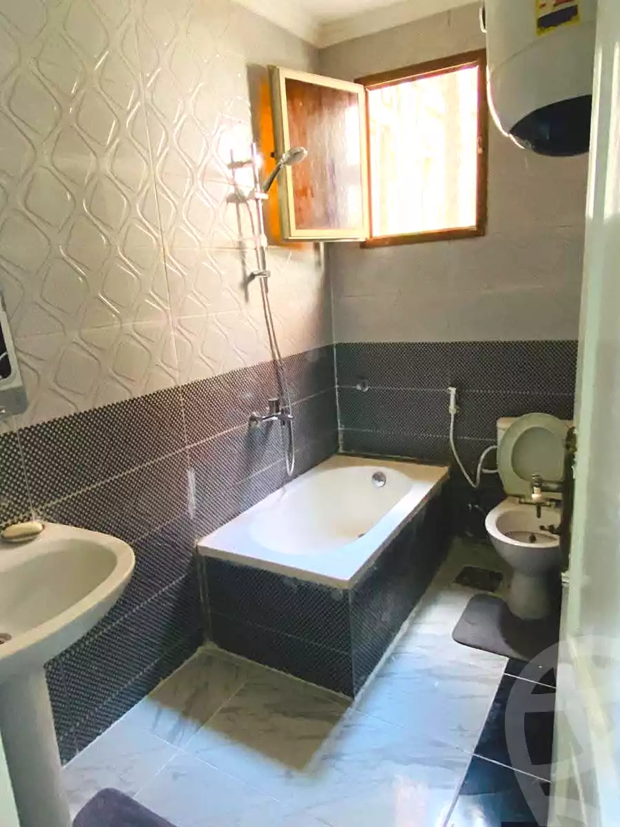 https://aqarmap.com.eg/ar/listing/7225715-for-sale-alexandria-camp-cesar