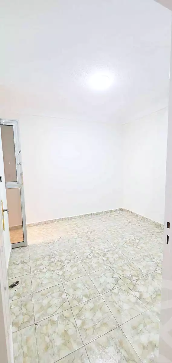 https://aqarmap.com.eg/ar/listing/7225975-for-sale-alexandria-al-agamy-shataa-el-nakheel