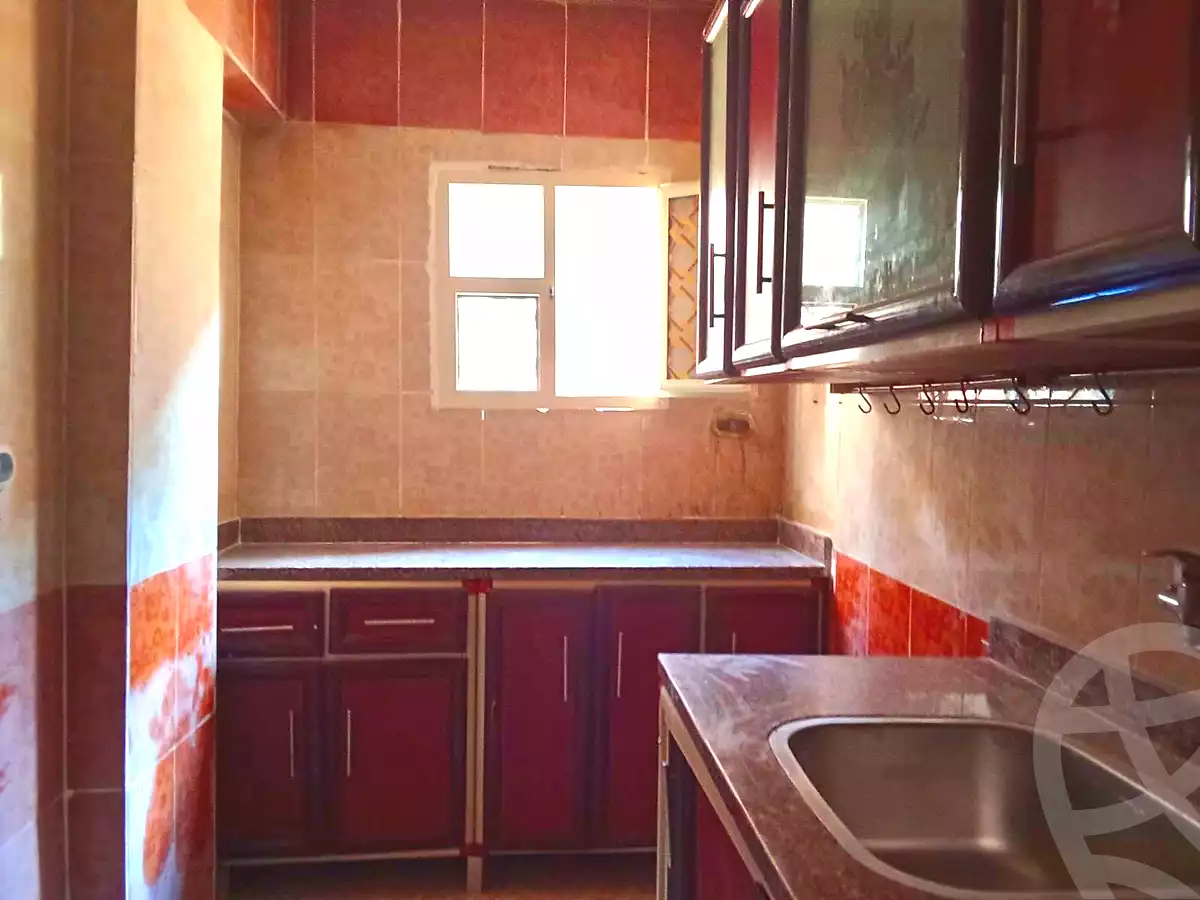 https://aqarmap.com.eg/ar/listing/7226101-for-sale-alexandria-al-agamy-bw-ywsf