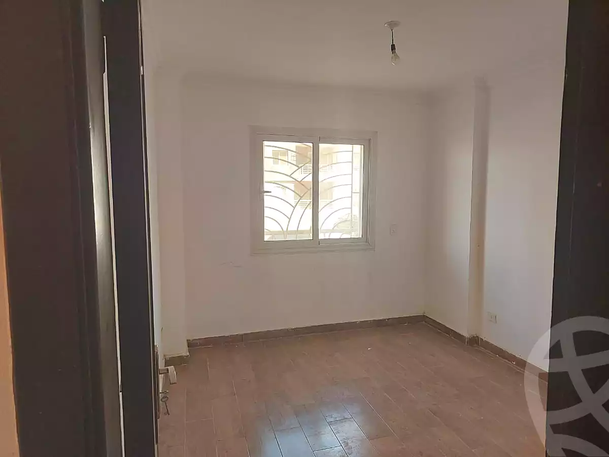 https://aqarmap.com.eg/ar/listing/7226169-for-rent-cairo-new-cairo-el-gameyat-jnwb-ljm-yt-jn