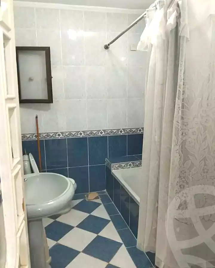 https://aqarmap.com.eg/en/listing/7226295-for-sale-alexandria-al-agamy-el-hanouvel