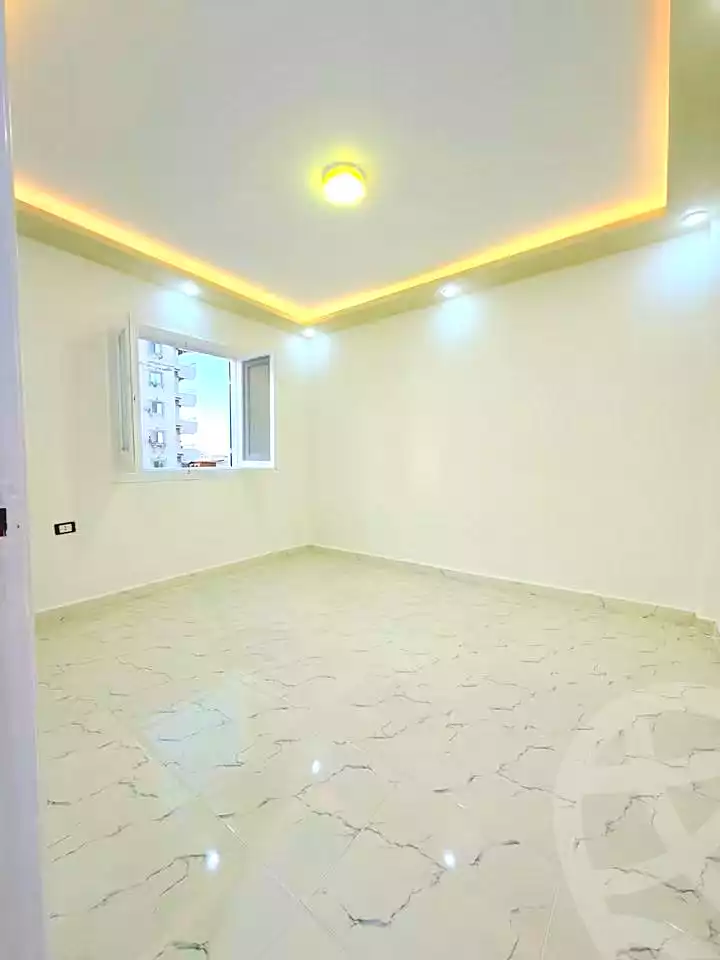 https://aqarmap.com.eg/ar/listing/7226316-for-sale-alexandria-al-agamy-shataa-el-nakheel