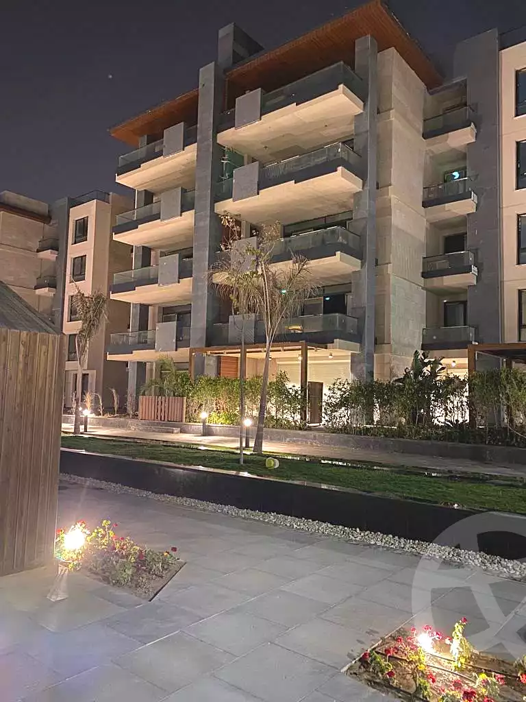 https://aqarmap.com.eg/ar/listing/7226411-for-sale-cairo-new-cairo-compounds-azad