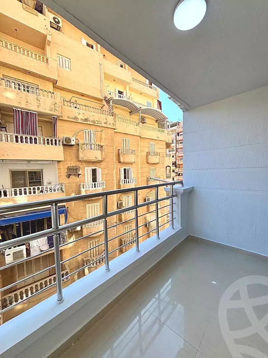 https://aqarmap.com.eg/ar/listing/7226444-for-sale-alexandria-sydy-bshr