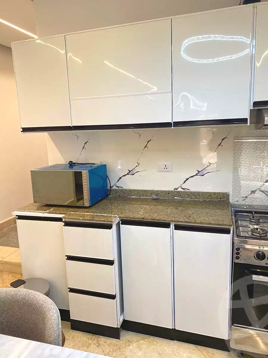 https://aqarmap.com.eg/ar/listing/7226429-for-rent-cairo-el-sheikh-zayed-city-compounds-beverly-hills