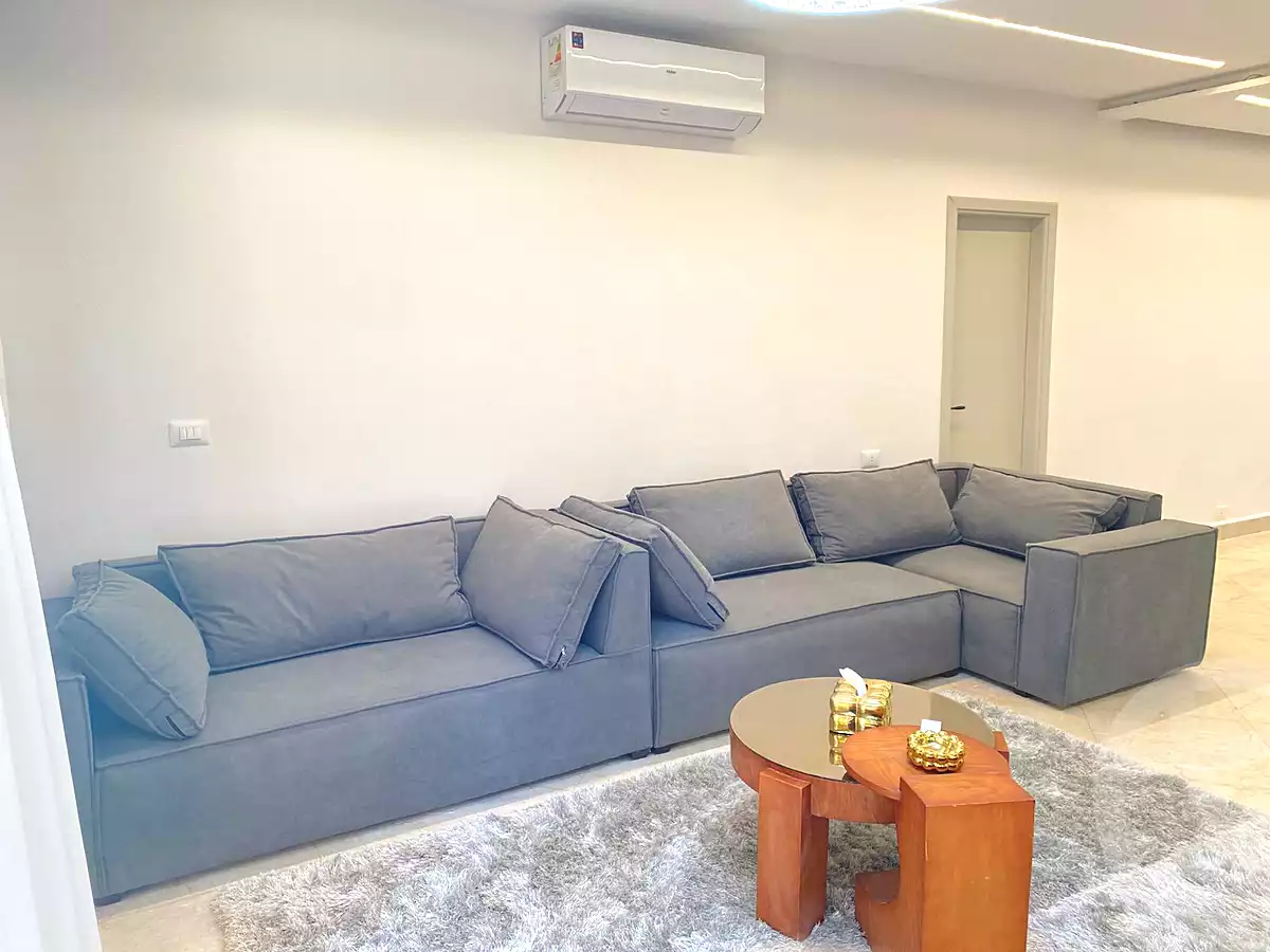 https://aqarmap.com.eg/ar/listing/7226429-for-rent-cairo-el-sheikh-zayed-city-compounds-beverly-hills