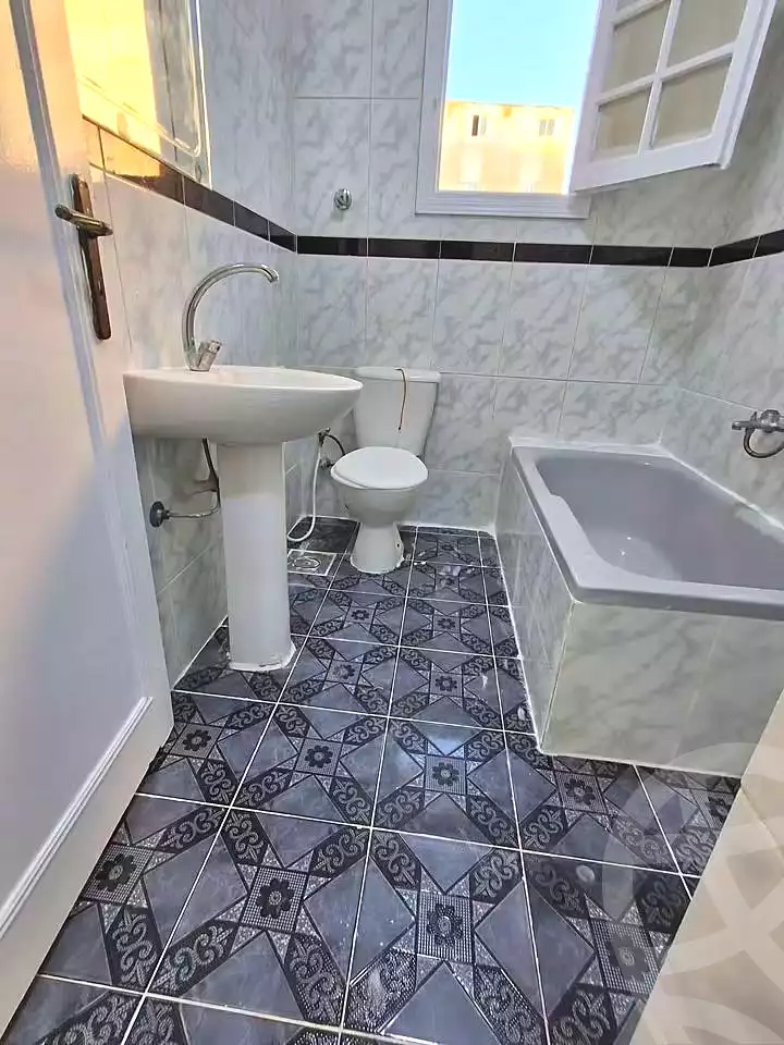 https://aqarmap.com.eg/ar/listing/7226455-for-sale-alexandria-al-agamy-shataa-el-nakheel