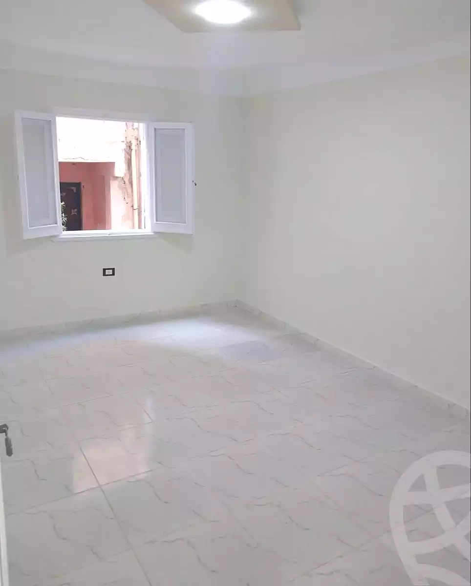https://aqarmap.com.eg/en/listing/7226548-for-sale-alexandria-al-agamy-el-hanouvel
