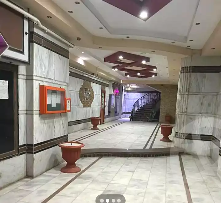 https://aqarmap.com.eg/ar/listing/7226647-for-sale-alexandria-el-mandara-alex-el-mandara-bahri-sidi-kamal-st