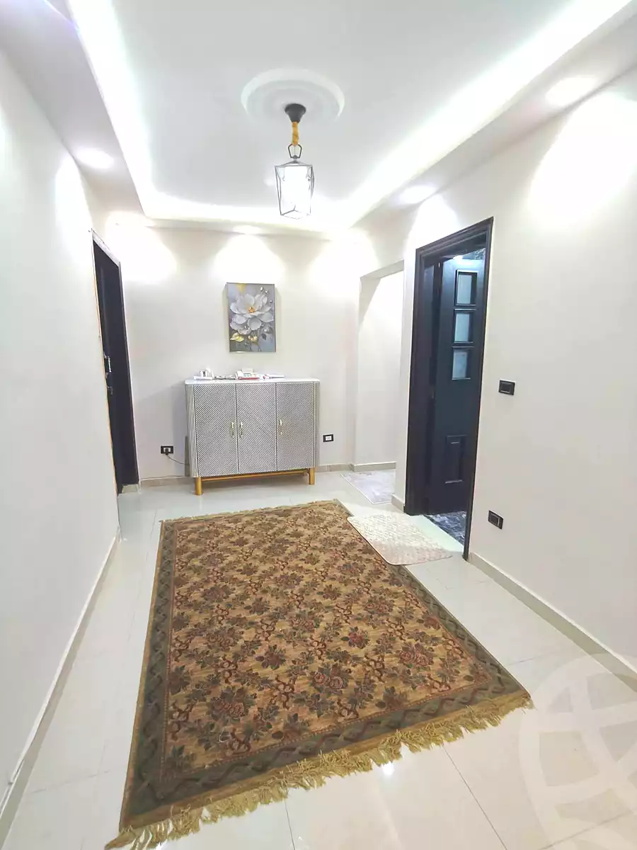 https://aqarmap.com.eg/ar/listing/7226725-for-sale-alexandria-sydy-bshr-sydy-bshr-bhry-shr-mhmwd-l-yswy