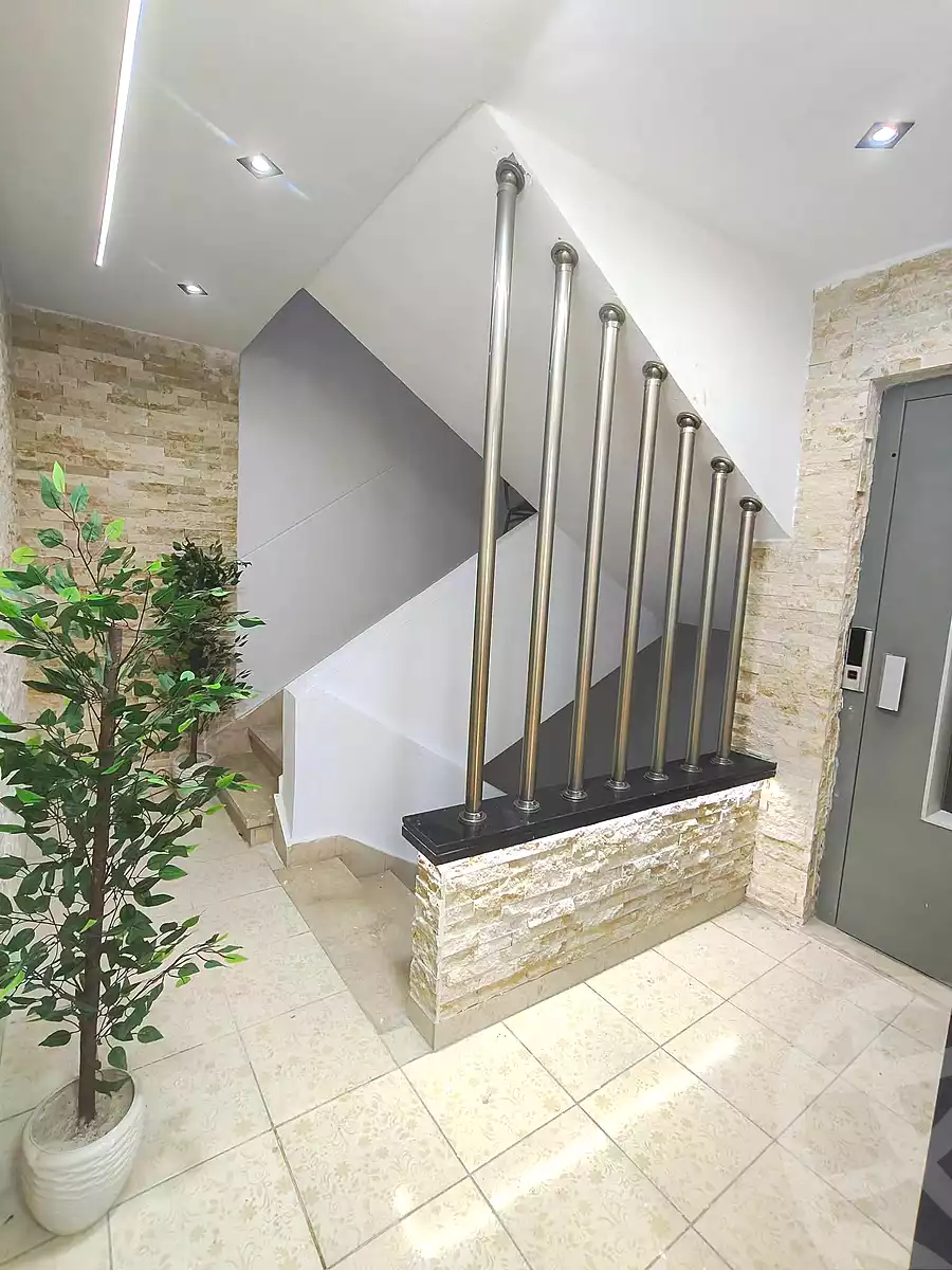 https://aqarmap.com.eg/ar/listing/7226734-for-sale-alexandria-sydy-bshr-sydy-bshr-bhry