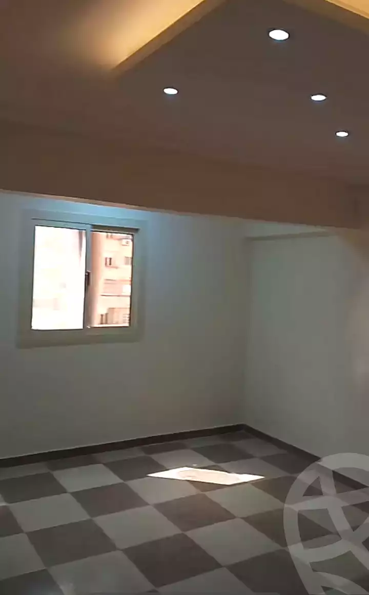 https://aqarmap.com.eg/ar/listing/7227113-for-sale-alexandria-sydy-bshr-sydy-bshr-bhry-shr-mhmd-njyb