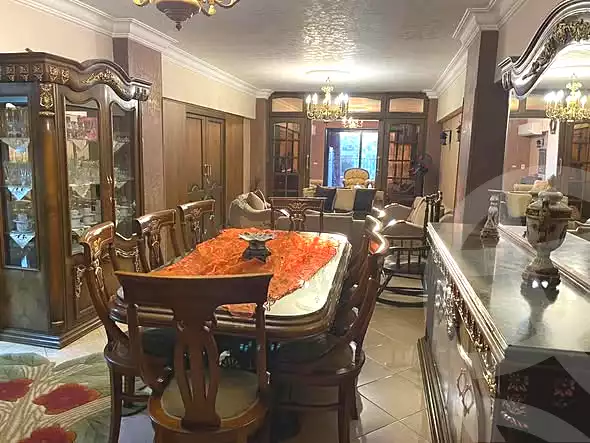 https://aqarmap.com.eg/en/listing/7227172-for-sale-cairo-helwan-helwan-el-sharkeya-heidar-st