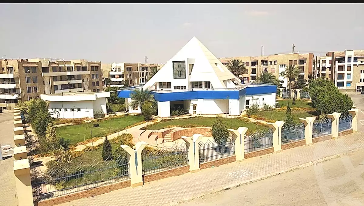 https://aqarmap.com.eg/ar/listing/7227214-for-sale-cairo-el-shorouk-skn-lshbb-100m