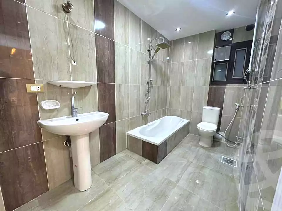 https://aqarmap.com.eg/ar/listing/7227250-for-sale-alexandria-sydy-bshr-sydy-bshr-bhry-shr-mhmwd-l-yswy