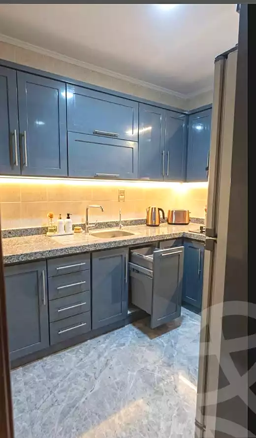 https://aqarmap.com.eg/ar/listing/7227288-for-sale-cairo-helwan-ahmed-enci-st