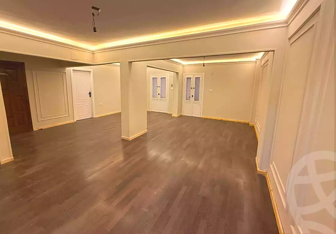 https://aqarmap.com.eg/en/listing/7227298-for-sale-cairo-helwan-azam-mosque-st