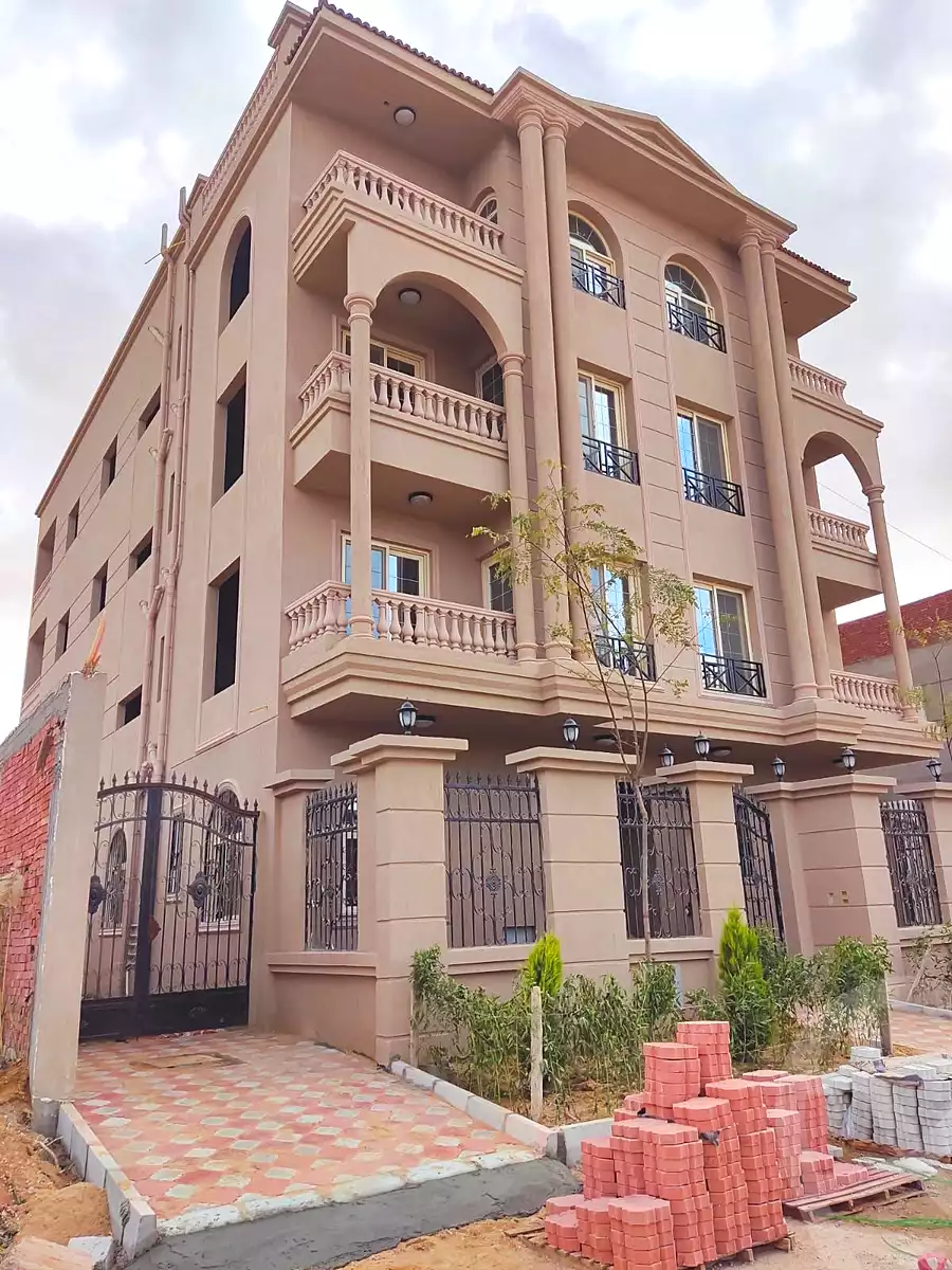 https://aqarmap.com.eg/ar/listing/7227489-for-sale-sharqia-10th-of-ramadan-al-hay-al-thaleth-wa-thlathoon
